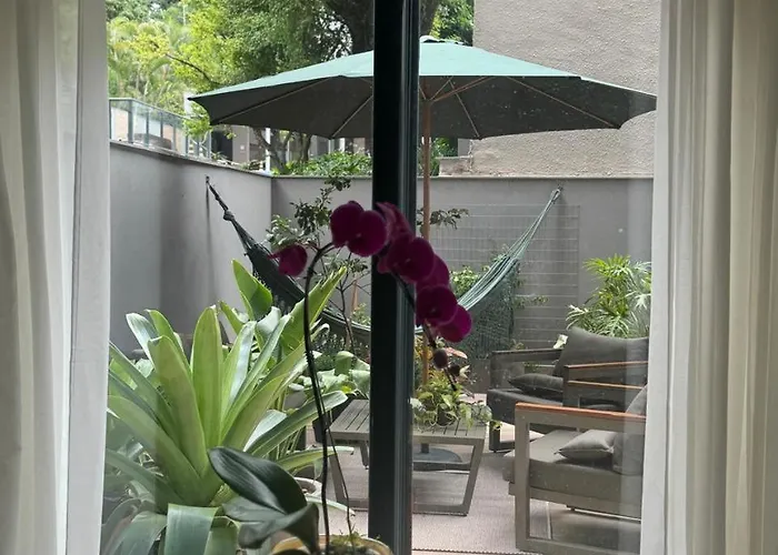 With Private Garden In Mont-serrat Apartamento Porto Alegre