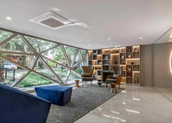 With Private Garden In Mont-serrat Apartamento Porto Alegre